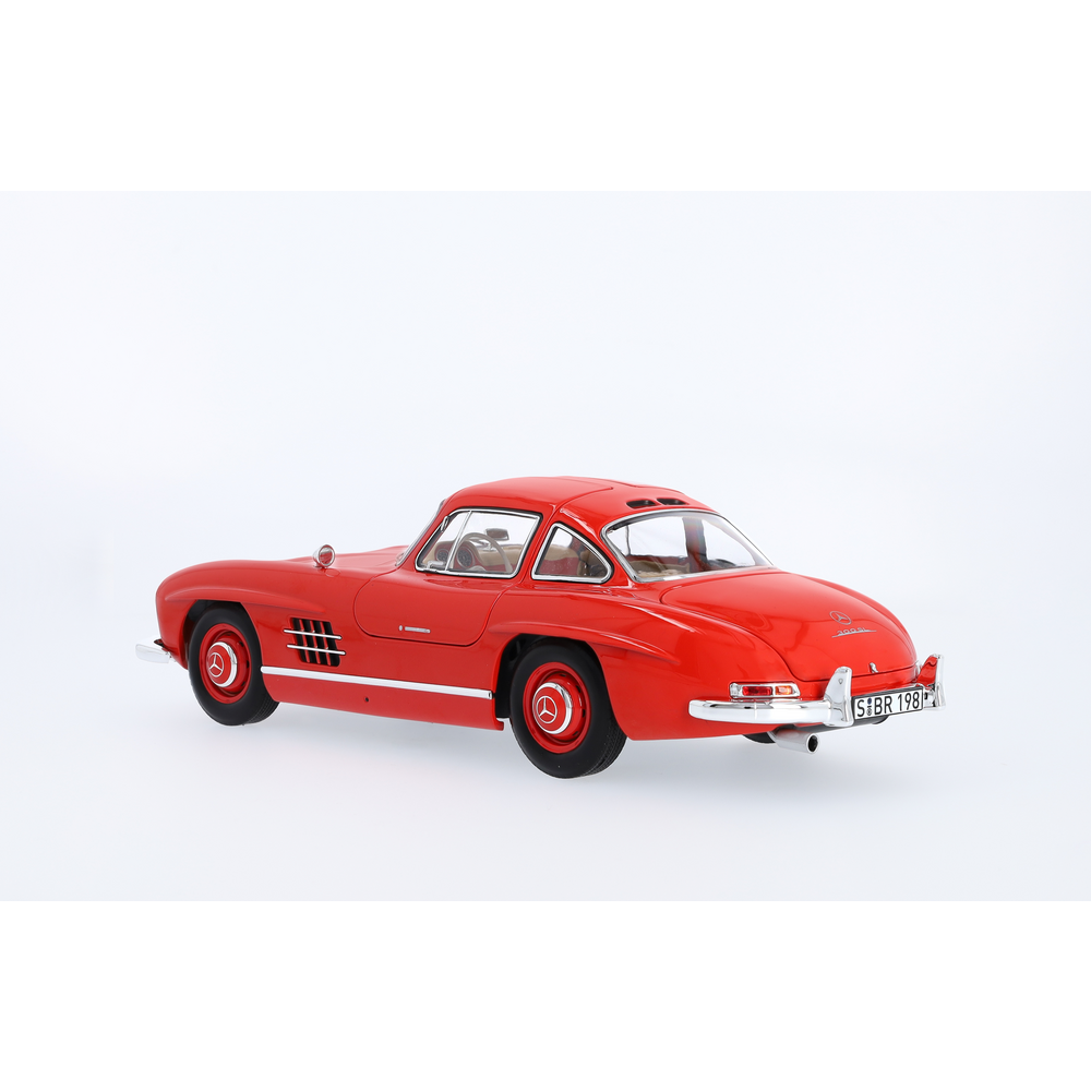 300 SL Coup 1954 1963 W 198 Brandweerrood Norev 1 18 300-sl-coup-1954-1963-w-198-brandweerrood-norev-1-18