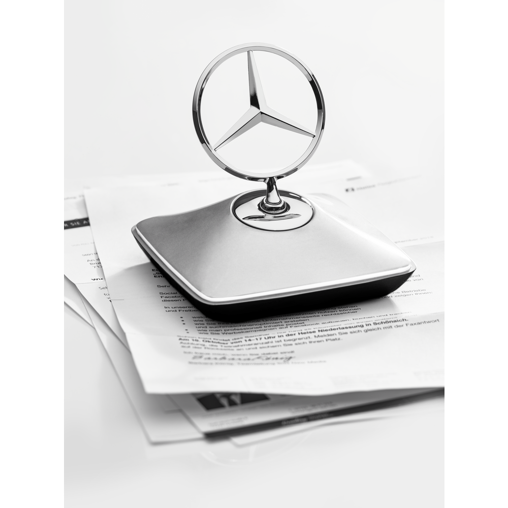 Mercedes paperweight star logo black base Mercedes-Benz B66951725