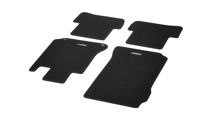 W204 car mats hotsell