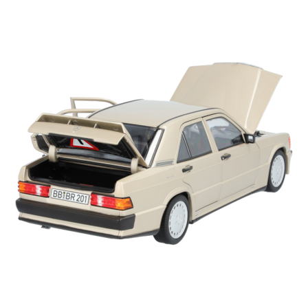 norev 1/18 Mercedes Benz 190 E 2.3 16V 1984 lightgold