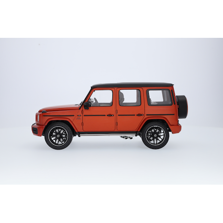 Mercedes-AMG G 63 (G manufaktur copper-orange magno, Minichamps, 1:18) |  Model cars, 1:18 | Model cars | Mercedes-Benz Collection Showroom