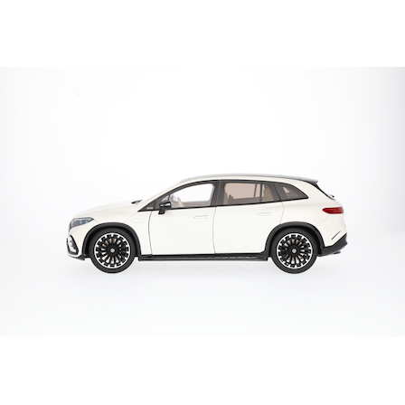 EQS SUV, AMG Line, X296 (G manufaktur diamond white bright, NZG, 1:18) | Model cars, 1:18 | Model cars | Mercedes-Benz Collection Showroom EQS SUV, AMG Line, X296 (G manufaktur diamond white bright, NZG, 1:18) | Model cars, 1:18 | Model cars | Mercedes-Benz Collection Showroom